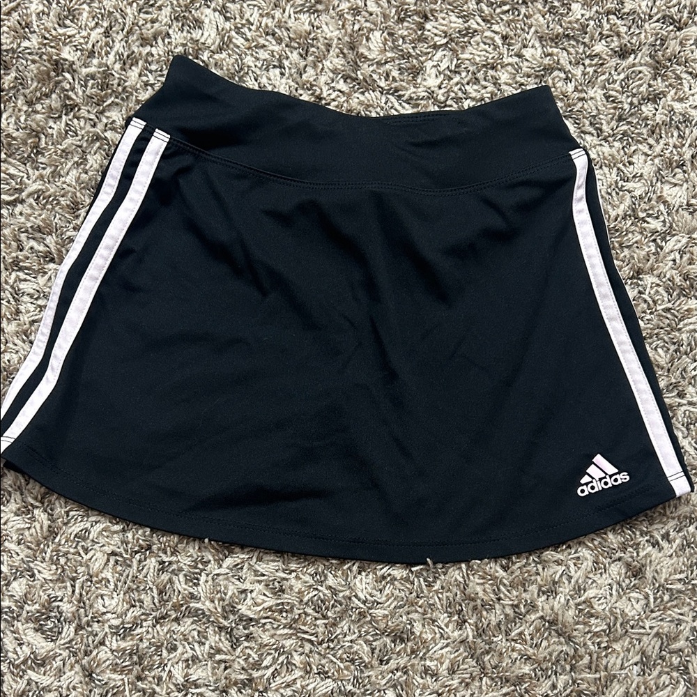 Adidas Black Skort Girls Sz S with Light Pink Side Stripes and Logo 7/8